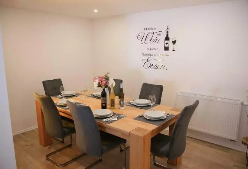 Winetime   Modern   Für 6   Boxspringbetten   Netflix