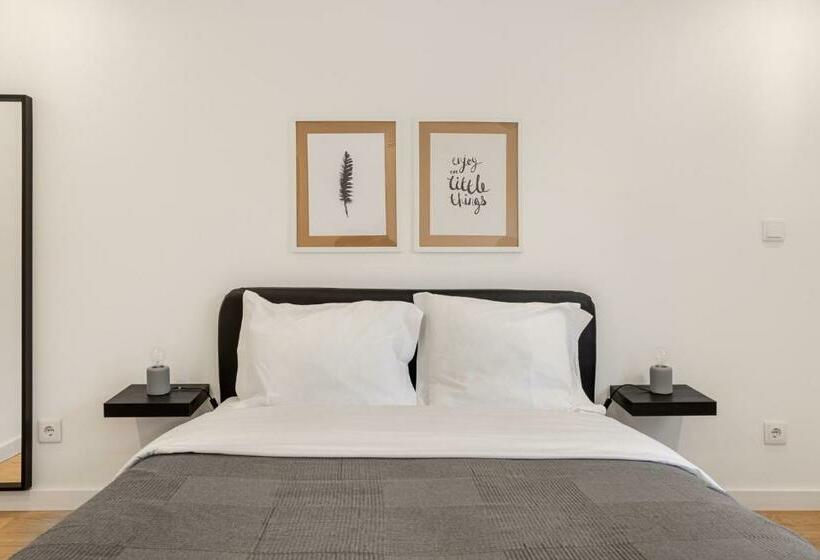Altido Cosy 2bed Apartment In Lisbon