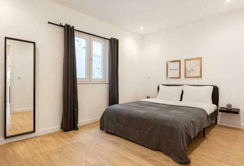 Altido Cosy 2bed Apartment In Lisbon