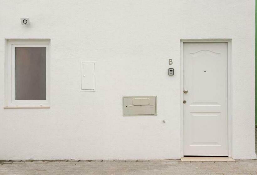 Altido Cosy 2bed Apartment In Lisbon