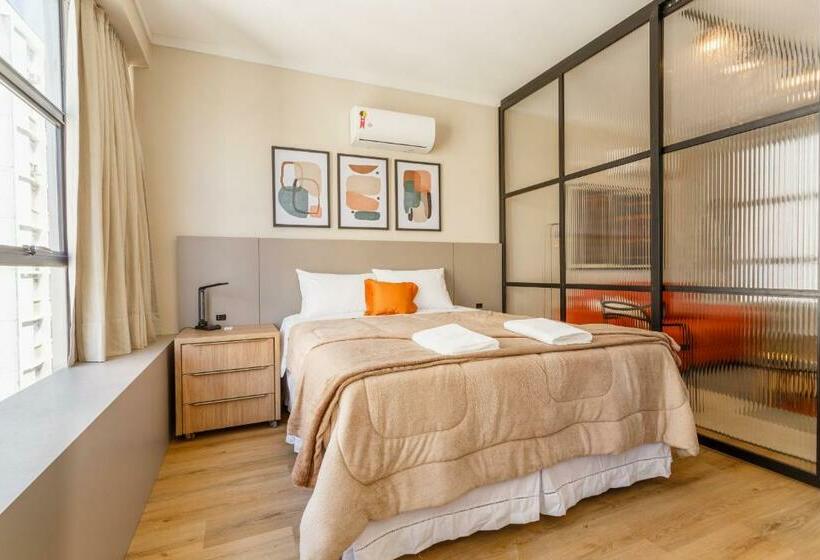 Estúdio Prático No Centro, 900m Do Centrosul P1617