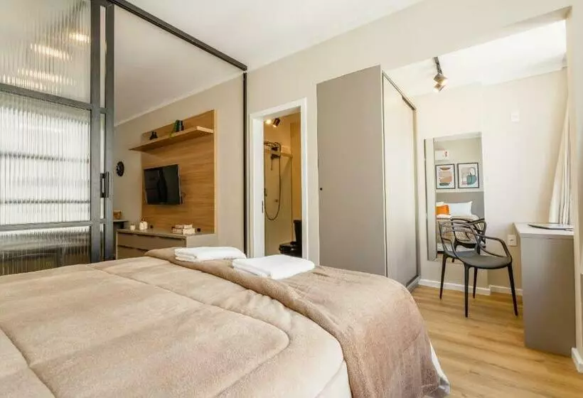 Estúdio Prático No Centro, 900m Do Centrosul P1617