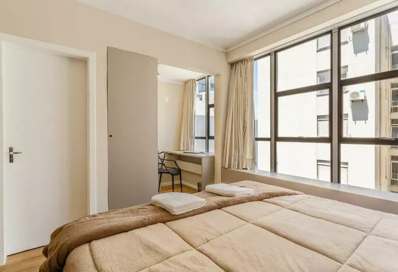 Estúdio Prático No Centro, 900m Do Centrosul P1617