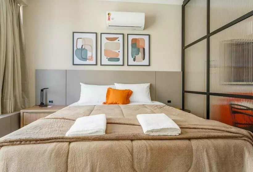 Estúdio Prático No Centro, 900m Do Centrosul P1617