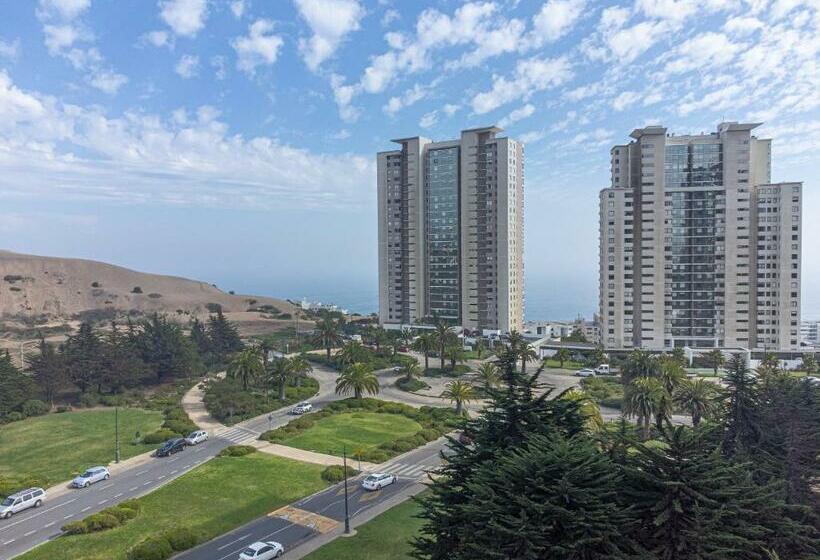 Burgundy View 1br W/view, Balcony & Parking