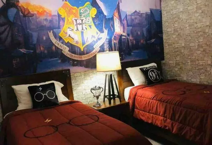 Orlando Luxury   Jacuzzi/pool/starwars Game Room