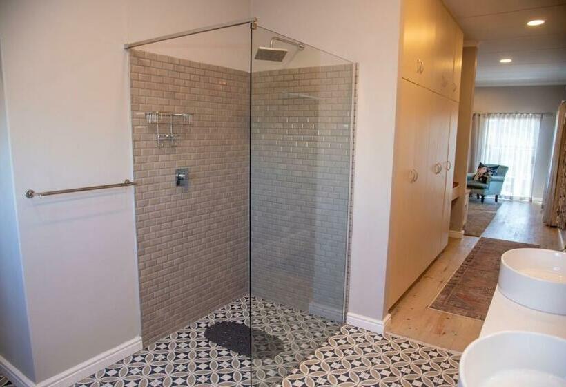 The Coral On Sedgefield By Top Destinations Rentals