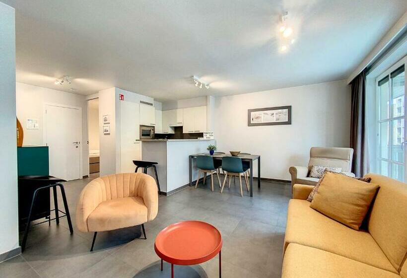 Trendy Studio In Hartje Oostduinkerke   Bad