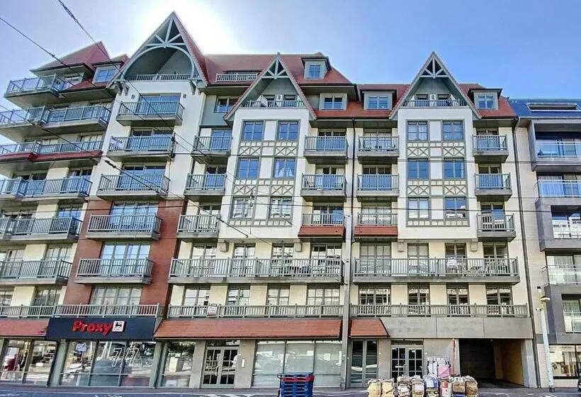 Trendy Studio In Hartje Oostduinkerke   Bad