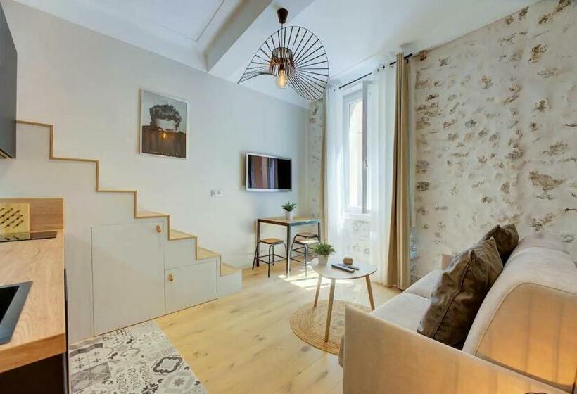 Duplex Studio Apt Mezzanine Near Shops & Cafes