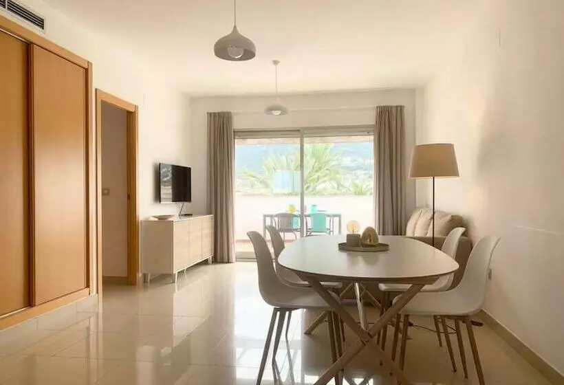 Type Penthouse 2 Beds, Parking, Wifi & Pool Stunning Views