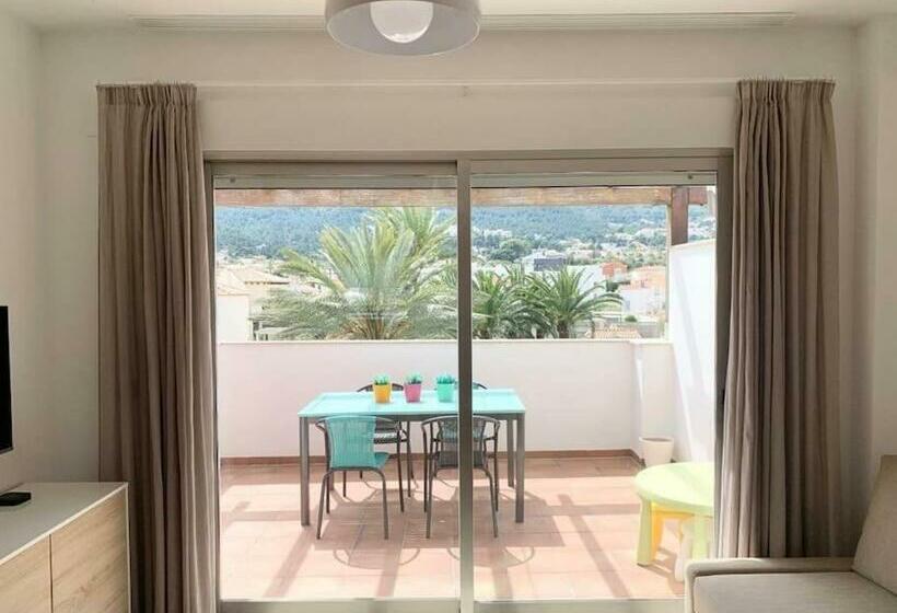 Type Penthouse 2 Beds, Parking, Wifi & Pool Stunning Views