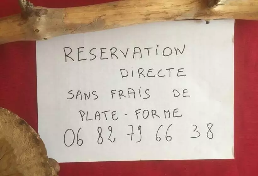 Maisonnette écologique Isolée En Botte De Paille