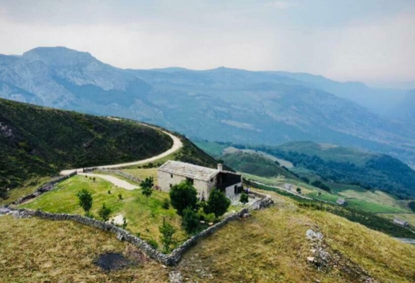 Tiñones Cabaña Pasiega