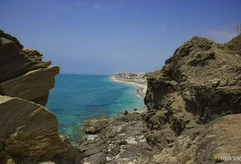 Wonderful Sunrise Apartment Calaceite