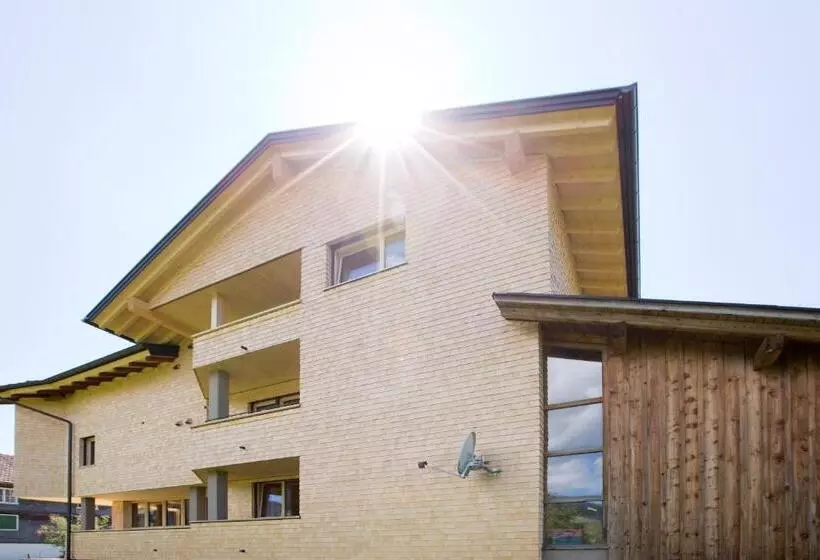 Bed and Breakfast Schtûbat