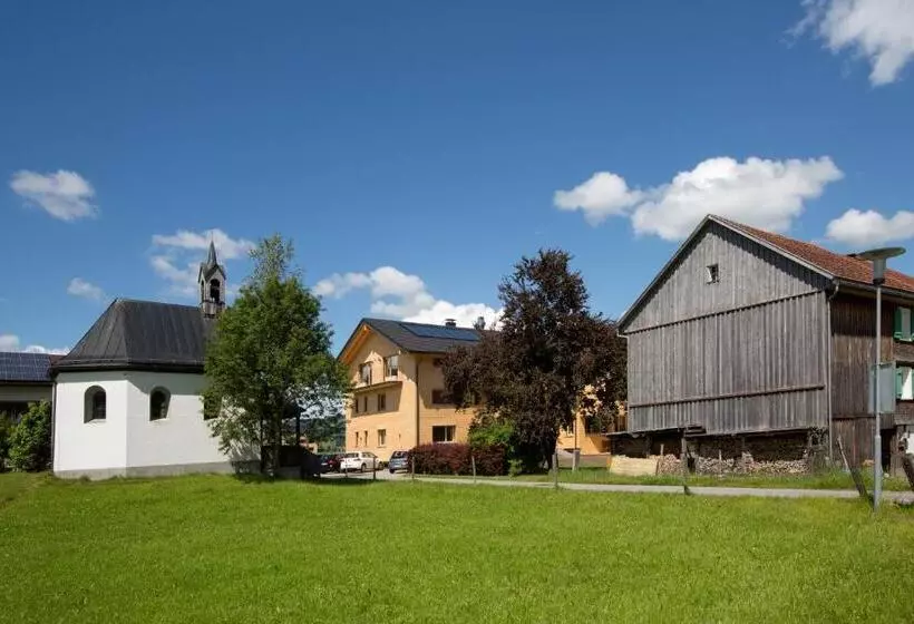 Bed and Breakfast Schtûbat