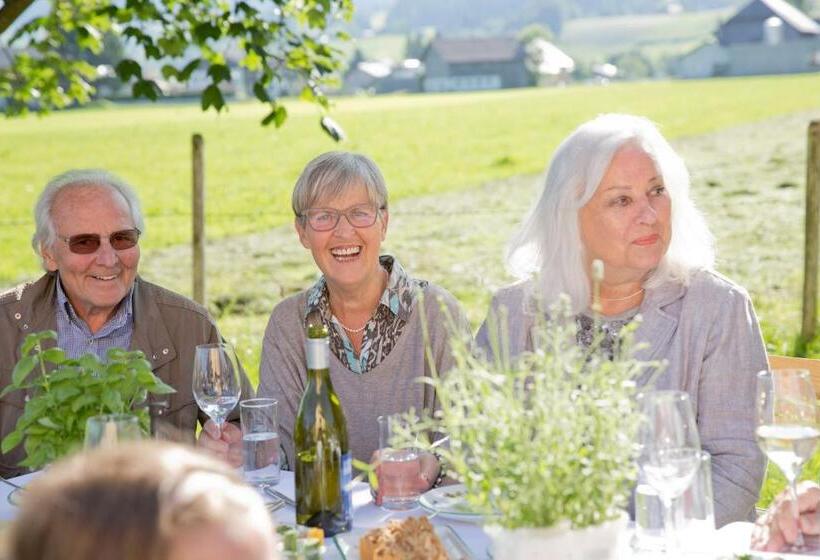 Bed and Breakfast Schtûbat