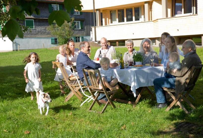 Bed and Breakfast Schtûbat