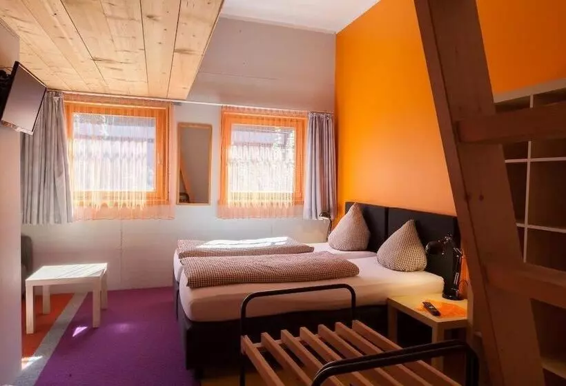 Otel Aktiv Basemontafon