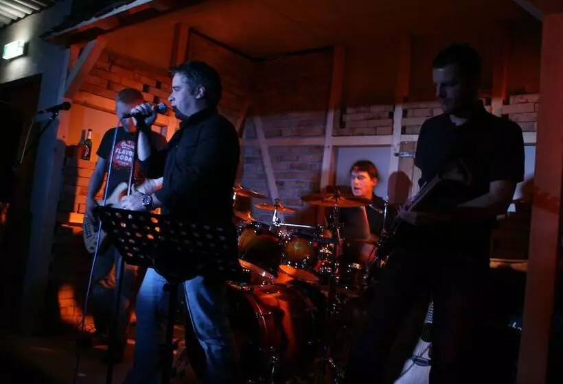 Otel Aktiv Basemontafon