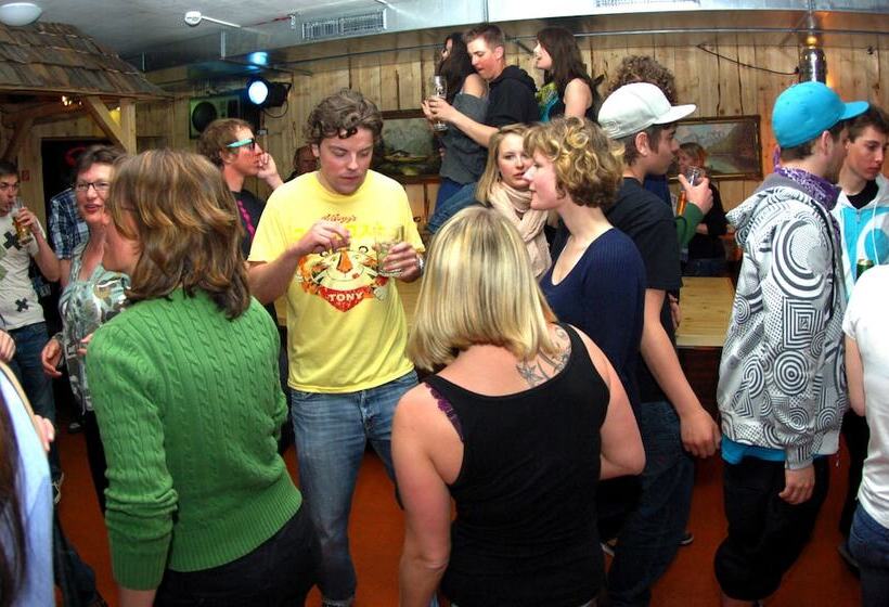 酒店 Aktiv Basemontafon