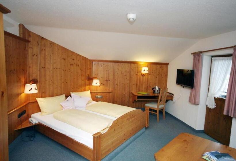 ホテル Alpensonne