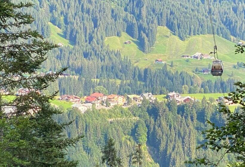 ホテル Alpensonne