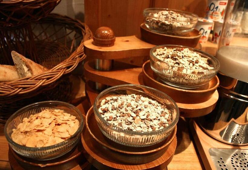 ホテル Alpensonne