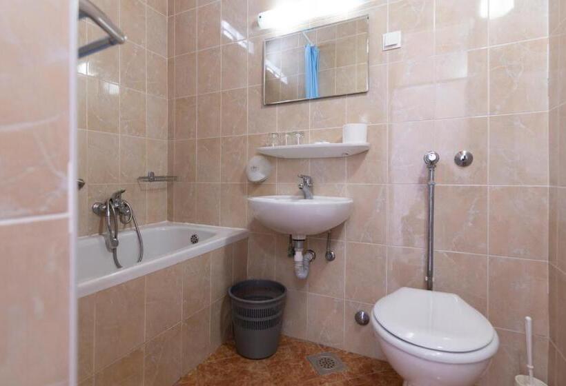 ホテル Uvala Scott