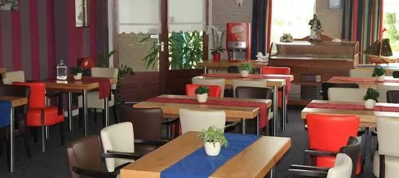 בית מלון כפרי Buitenplaats T Ges