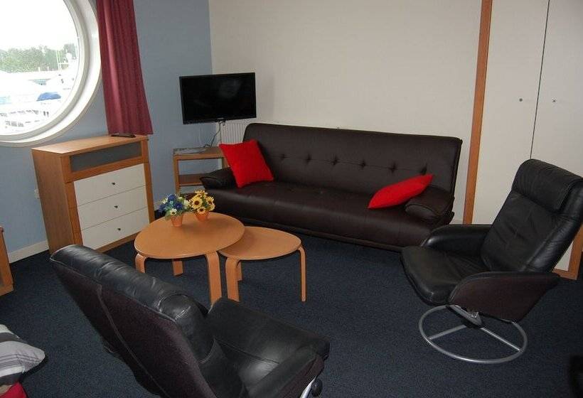 בית מלון כפרי Buitenplaats T Ges