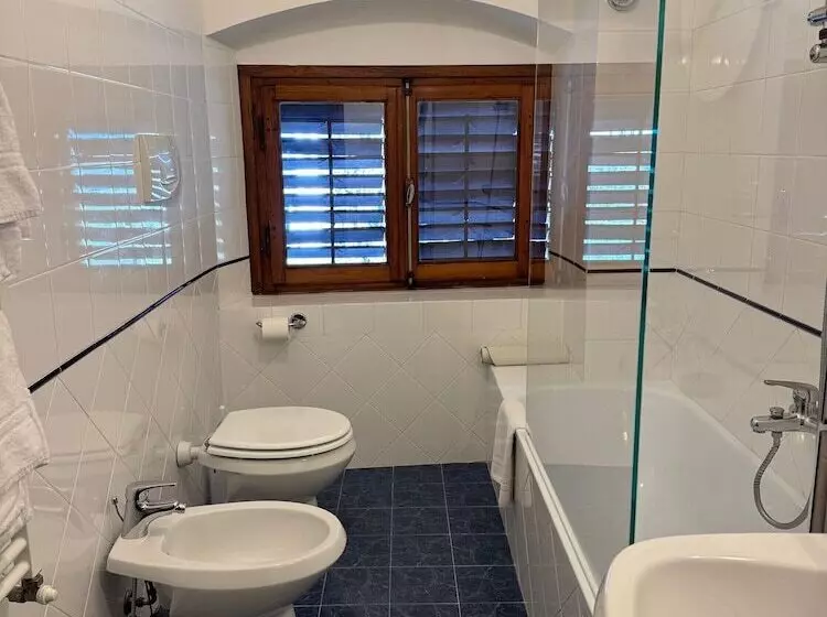 ホテル Castello Vicchiomaggio