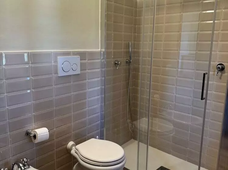 ホテル Castello Vicchiomaggio