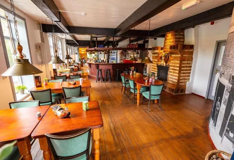 Отель De Oude Smidse