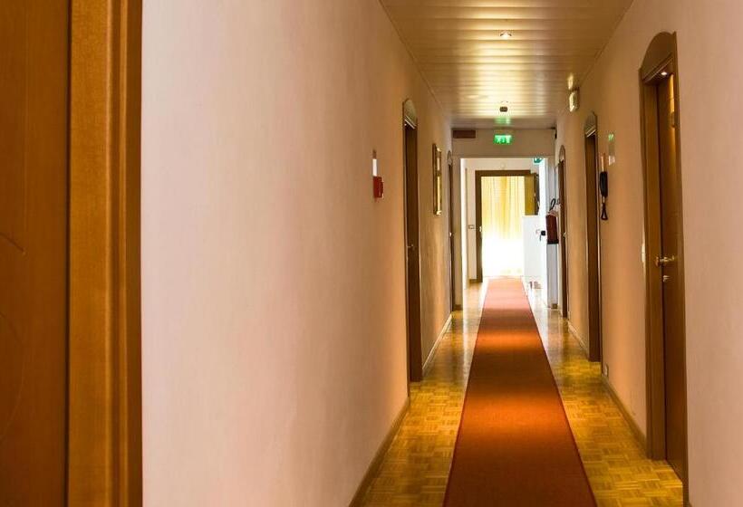 The Donatello Hotel Cesenatico