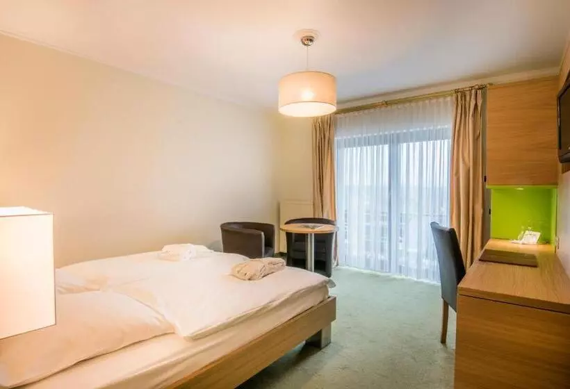 בית מלון כפרי Hôtel Eden Au Lac