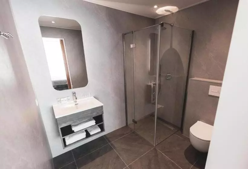 Отель Harteluk Joure