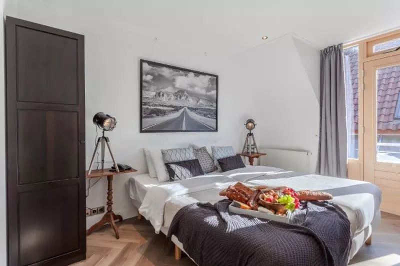 Отель Harteluk Joure