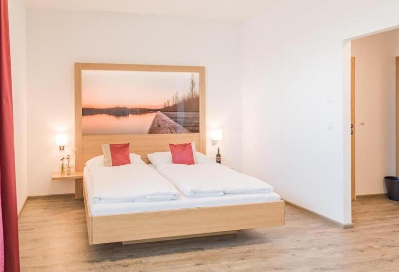 Отель Haus Kranixfeld Fischl