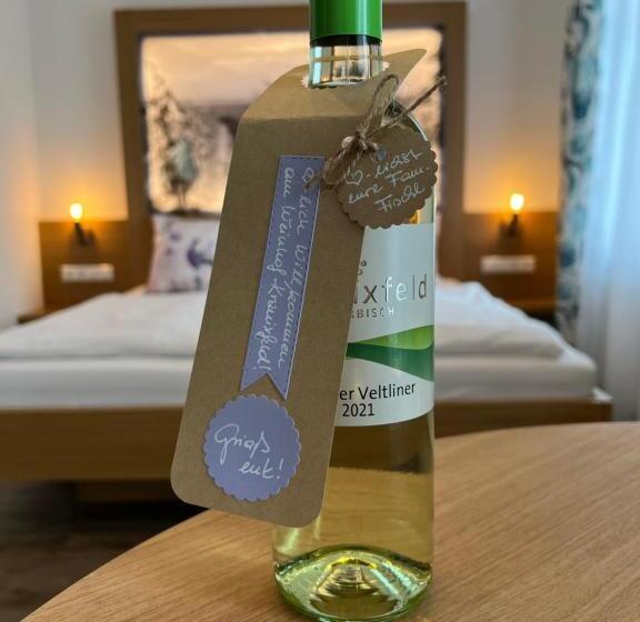 Отель Haus Kranixfeld Fischl