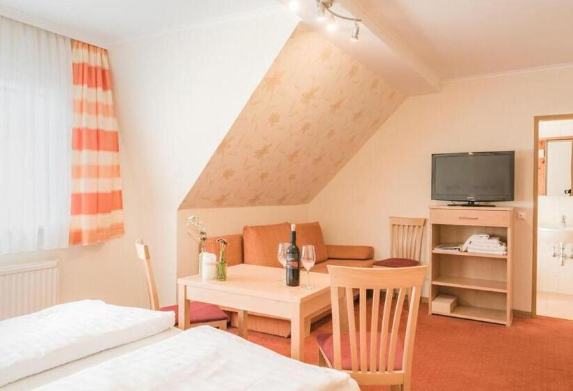 Отель Haus Kranixfeld Fischl