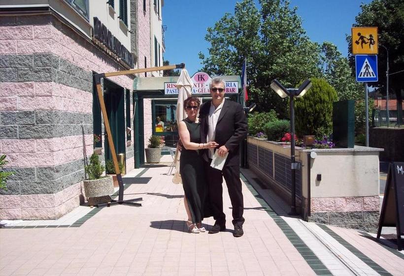 בית מלון כפרי Kristall