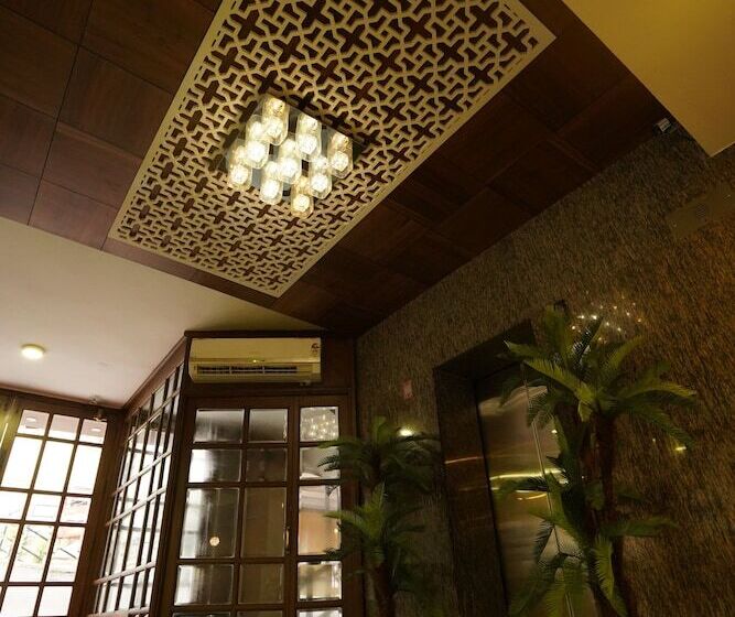 Отель Mangalore International