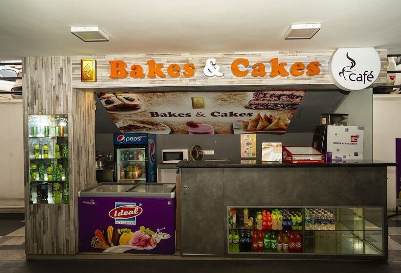 Отель Mangalore International