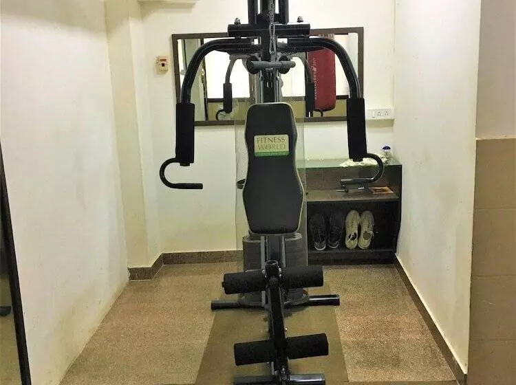 בית מלון כפרי Mangalore International