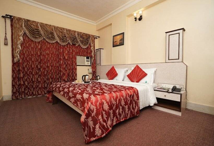 Отель Mangalore International