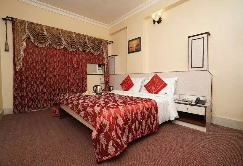 בית מלון כפרי Mangalore International