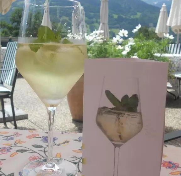 Hotelli Montjola Nova