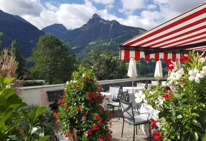 Hotelli Montjola Nova